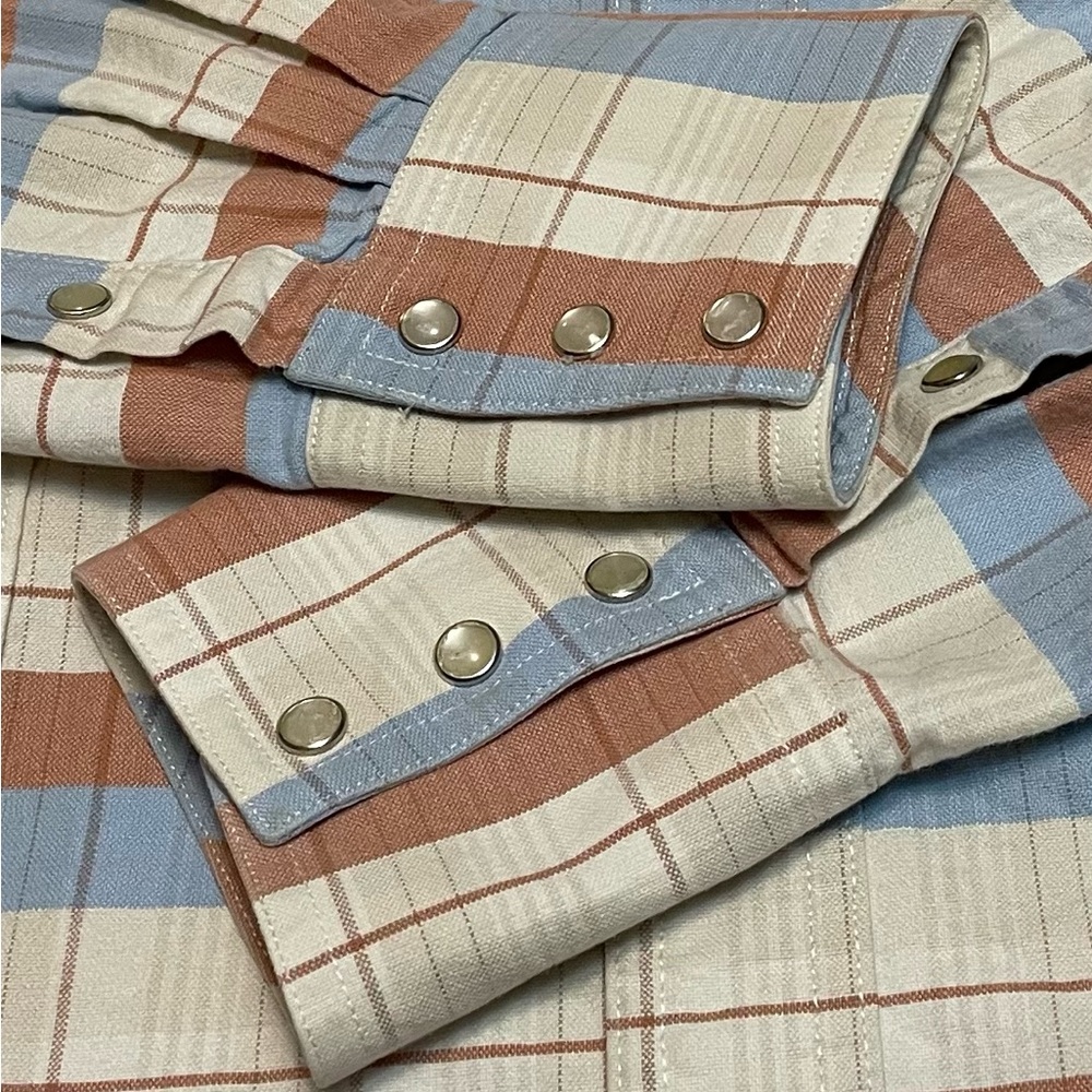 Men’s Roper western shirt, medium
